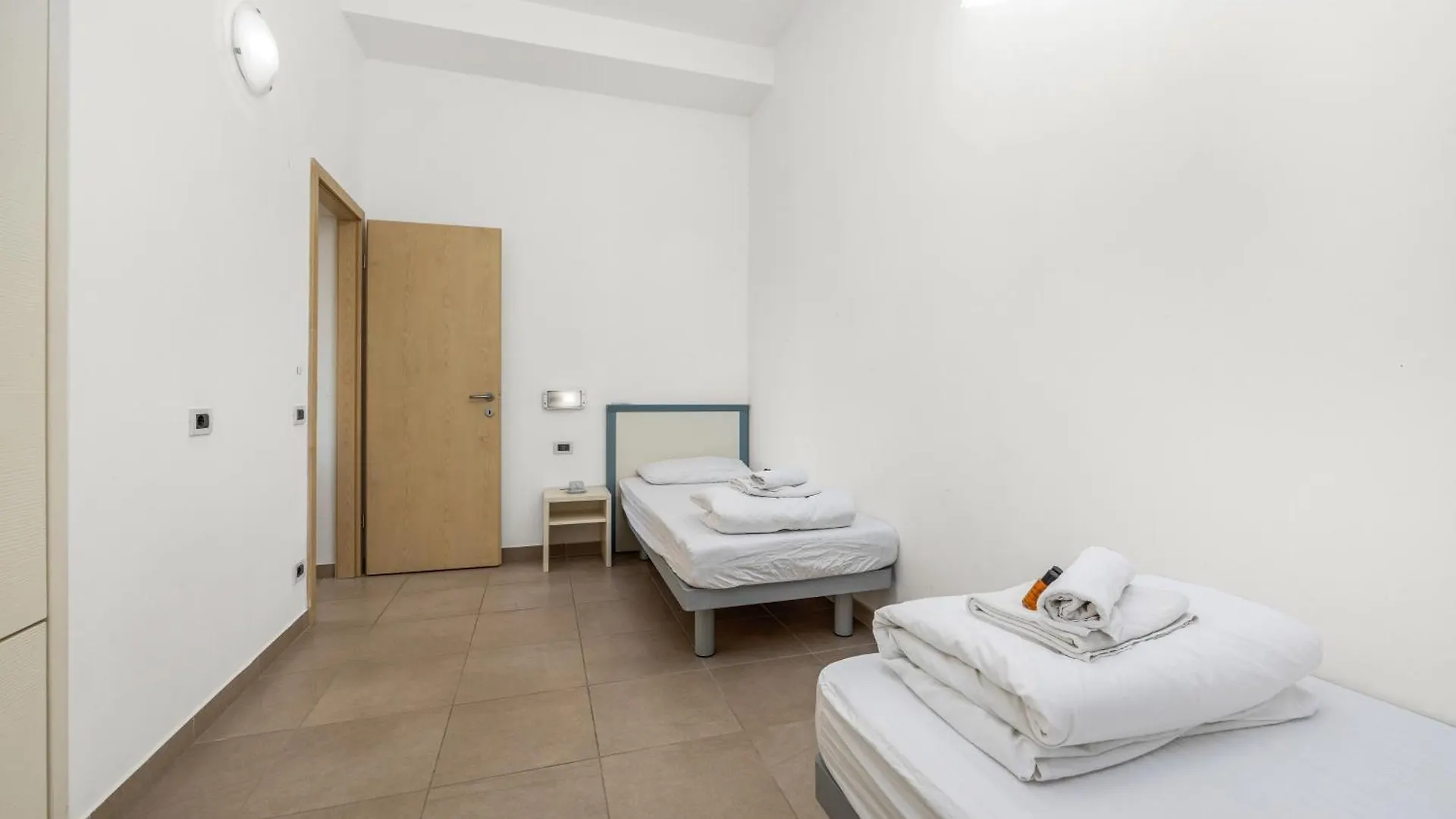 Residence Kamenjak Center Премантура 0*,