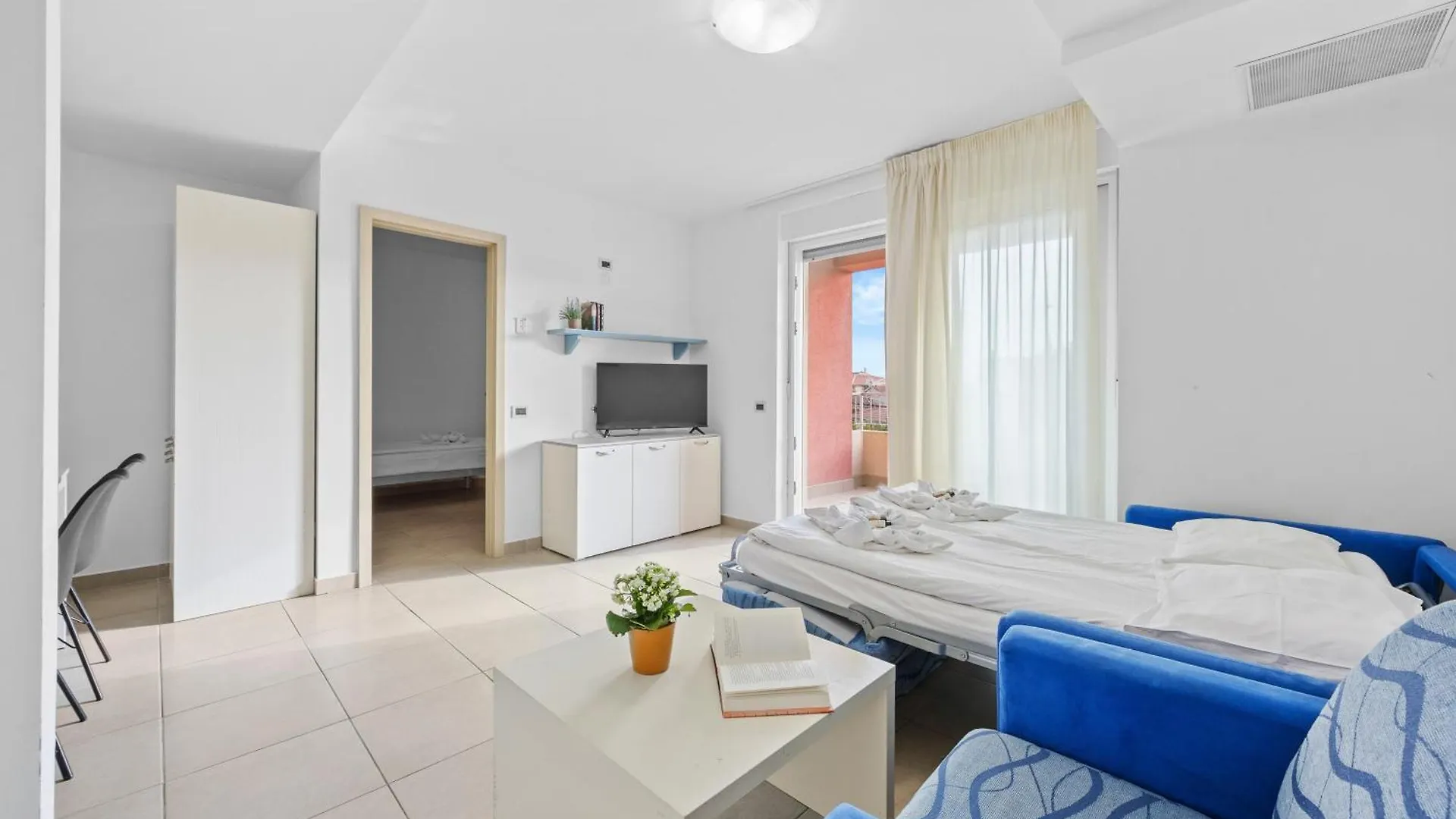 Residence Kamenjak Center Премантура Апарт-отель